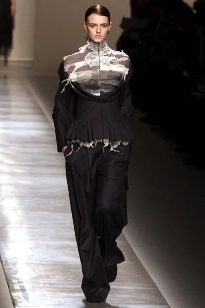 Look 2